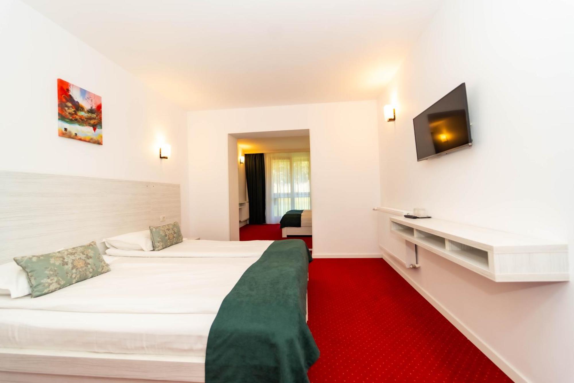 Hotel Cirus 프레데알 외부 사진