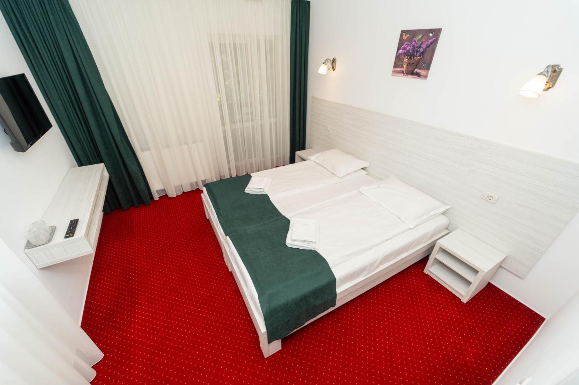 Hotel Cirus 프레데알 외부 사진