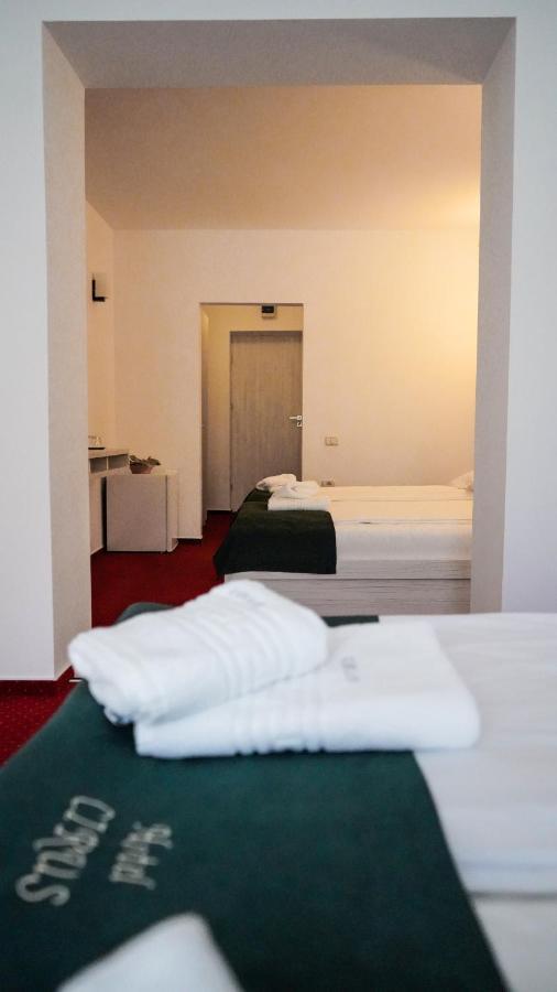 Hotel Cirus 프레데알 외부 사진
